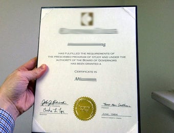 Centennial College (2) - Fake Diploma Sample from Canada